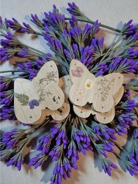 Handcrafted Wooden Butterfly Coasters with Pressed Flowers - Natural